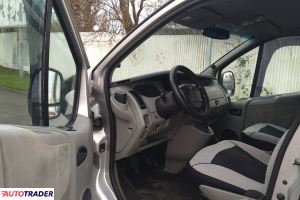 Renault Trafic 2005 2.5 130 KM