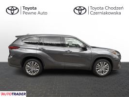 Toyota Highlander 2022 2.5 248 KM Toyota Highlander 2022 2.5 248 KM