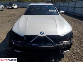 BMW 330 2021 2