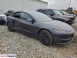 Tesla Model 3 2024