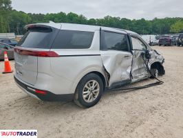 Kia Carnival 2023 3