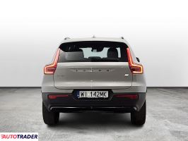 Volvo XC40 2022 1.5 180 KM