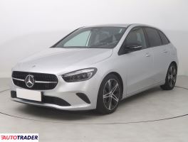 Mercedes B-klasa 2023 1.3 160 KM
