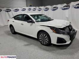 Nissan Altima 2025 2