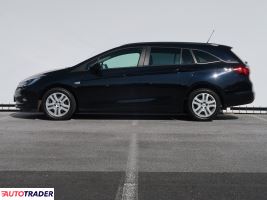 Opel Astra 2018 1.6 134 KM