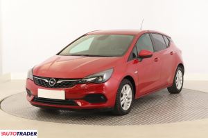 Opel Astra 2020 1.2 143 KM
