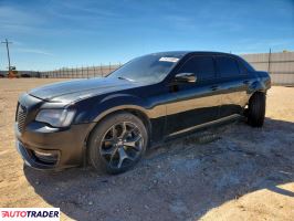 Chrysler 300C 2021 3