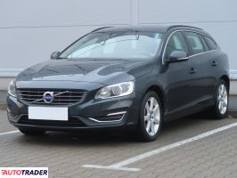 Volvo V60 2016 2.0 147 KM