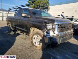 Toyota Tundra 2021 5