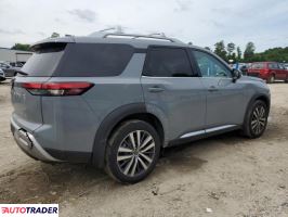 Nissan Pathfinder 2022 3