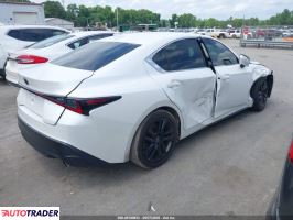 Lexus IS 2024 2