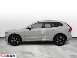 Volvo XC60 2022 2.0 197 KM