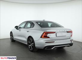 Volvo S60 2020 2.0 194 KM