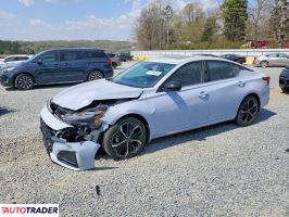 Nissan Altima - zobacz ofertę