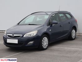 Opel Astra 2011 1.7 108 KM