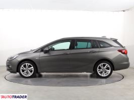 Opel Astra 2016 1.4 123 KM