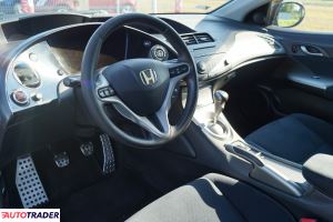 Honda Civic 2008 1.8 140 KM