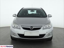 Opel Astra 2011 1.7 108 KM