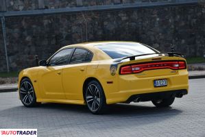 Dodge Charger 2012 6.4 470 KM