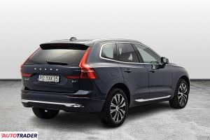Volvo XC60 2022 2.0 197 KM