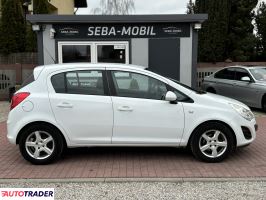 Opel Corsa 2012 1.4 101 KM