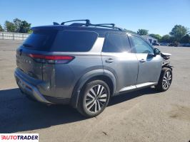 Nissan Pathfinder 2022 3