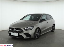 Mercedes B-klasa 2020 2.0 147 KM