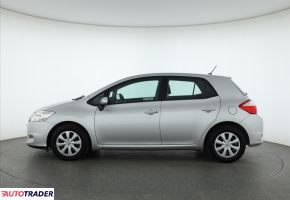 Toyota Auris 2013 1.3 97 KM