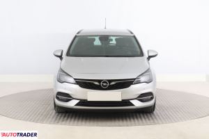 Opel Astra 2020 1.2 108 KM