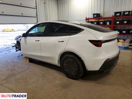 Tesla Model Y 2026