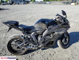 Yamaha YZF 2024 Yamaha YZF 2024