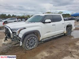 Toyota Tundra - zobacz ofertę