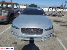 Jaguar XE 2019 2