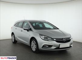 Opel Astra 2017 1.4 123 KM