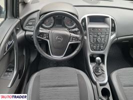 Opel Astra 2016 1.4 138 KM