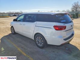 Kia Sedona 2021 3
