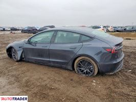 Tesla Model 3 2025