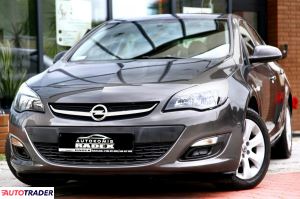 Opel Astra 2015 1.4 120 KM