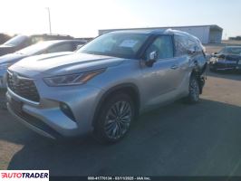 Toyota Highlander 2020 2 Toyota Highlander 2020 2