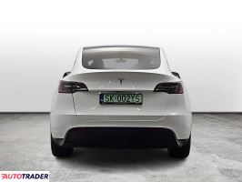 Tesla Model Y 2023 299 KM