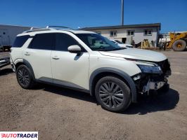 Nissan Pathfinder 2023 3