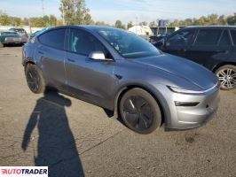 Tesla Model Y 2026