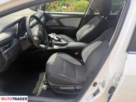 Toyota Avensis 2016 2.0 143 KM