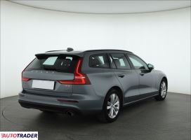 Volvo V60 2019 2.0 147 KM