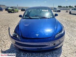 Tesla Model 3 2025