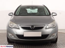 Opel Astra 2011 1.7 108 KM