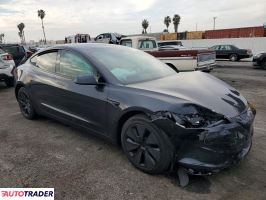 Tesla Model 3 2024