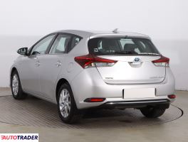 Toyota Auris 2016 1.8 134 KM