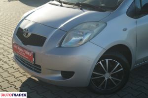 Toyota Yaris 2006 1.0 69 KM