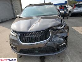 Chrysler Pacifica 2022 3